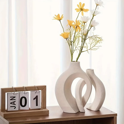 La collection Loop : des vases en céramique modernes pour une maison élégante